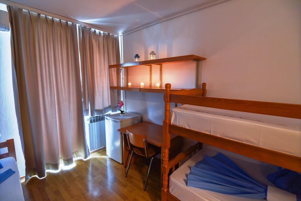 Hostel Studentski Centar Мостар Экстерьер фото